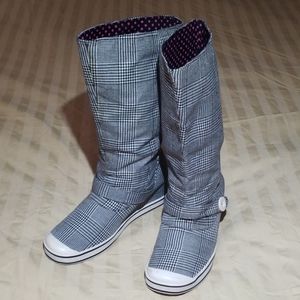 Roxy Tulip Wedge Boot Sz. 7.5 - used